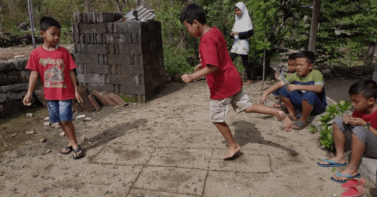 Nama-nama Lain Permainan Engklek, Filosofi, Dan Sejarahnya